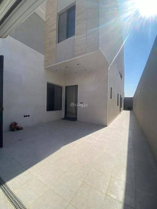 Floor For Sale in Al Maizilah, East Riyadh Floor For Sale in Al Maizilah, East Riyadh