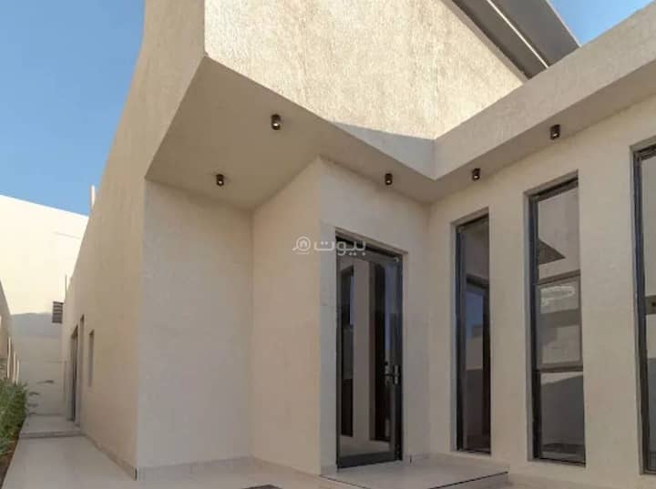 Floor for sale in Al Janadriyah, East Riyadh Floor for sale in Al Janadriyah, East Riyadh
