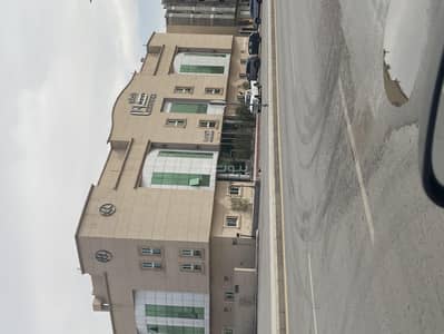 10+ Beds Residential Building for Sale in East Riyadh, Riyadh - Residential Building in East Riyadh，Al Shuhada 11 bedrooms 28000000 SAR - 87846836