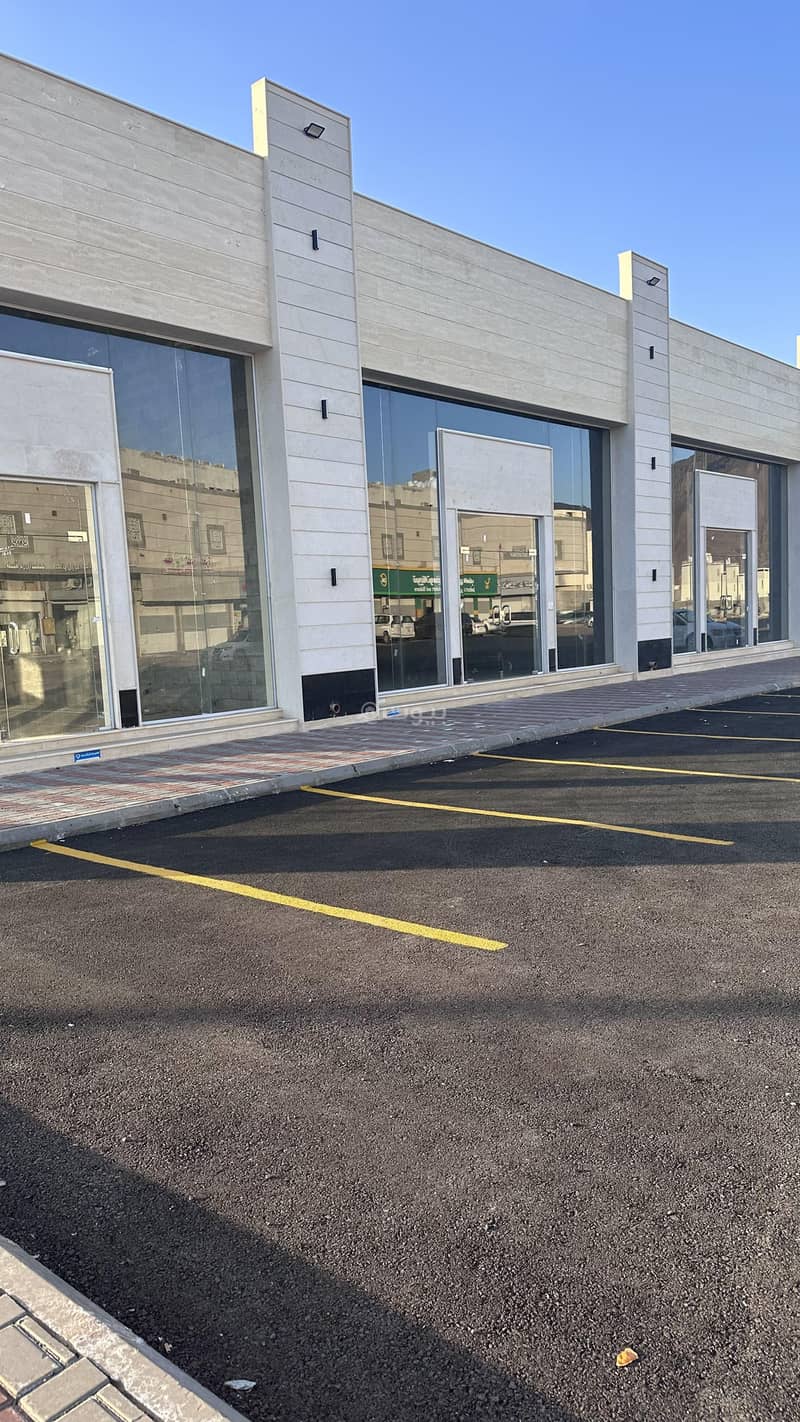 Showroom in Al Sakb 60000 SAR - 87838017 Showroom in Al Sakb 60000 SAR - 87838017