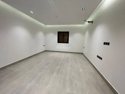 4 Bedroom Flat for Sale in East Riyadh, Riyadh - 4 Bedroom Apartment For Sale in Al Yarmuk, Riyadh