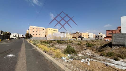 Residential Land for Sale in Al Suways 1, Jazan - For sale, a piece of land number 737 from plan B located in the Al-Suwais neighborhood in the city of Jizan.