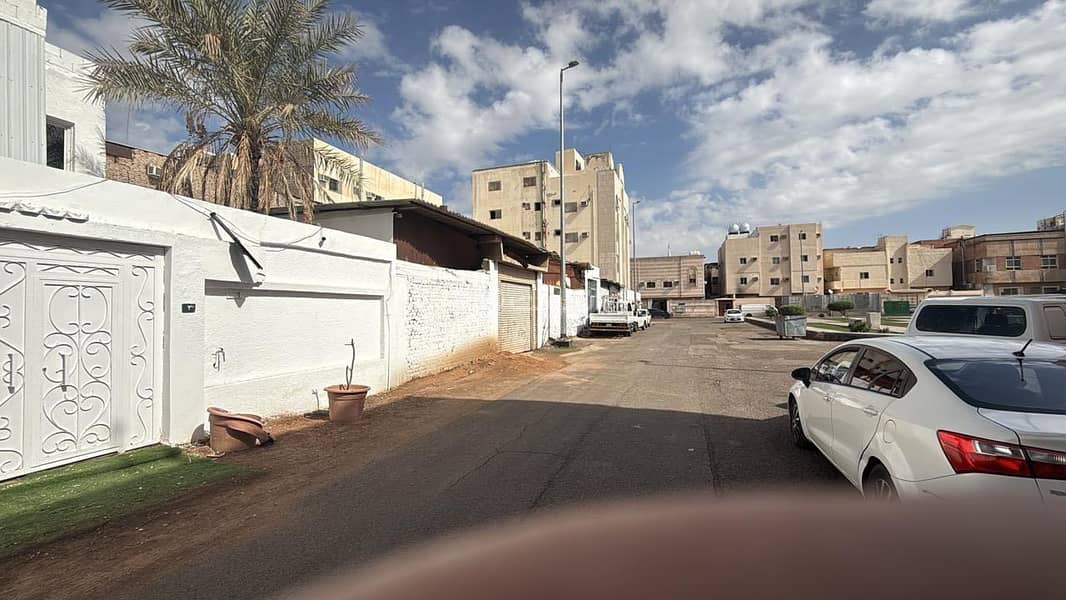 The Eastern Free next to Abu Bakr Al-Siddiq Secondary School previously The Eastern Free next to Abu Bakr Al-Siddiq Secondary School previously