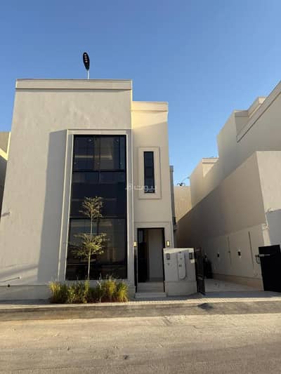 6 Bedroom Villa for Sale in West Riyadh, Riyadh - A villa with 6 bedrooms for sale in Al Mahdiyah, Riyadh