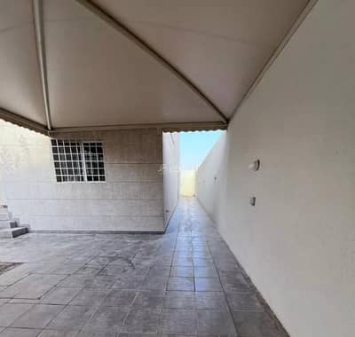 فیلا 5 غرف نوم للايجار في شمال الرياض، الرياض - فيلا للإيجار في حي مطار الملك خالد الدولي، شمال الرياض فیلا 5 غرف نوم للايجار في شمال الرياض، الرياض - فيلا للإيجار في حي مطار الملك خالد الدولي، شمال الرياض
