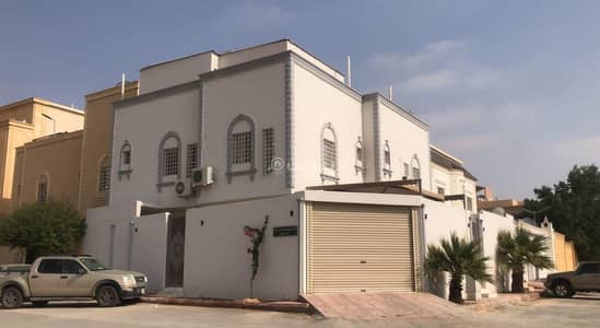 10 Bedroom Villa for Sale in West Riyadh, Riyadh - Villa for sale in Al-Tuwaig, Riyadh