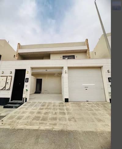 4 Bedroom Villa for Sale in East Riyadh, Riyadh - Villa For Sale in Al Janadriyah, Riyadh