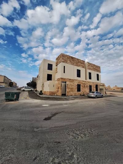 6 Bedroom Villa for Sale in West Riyadh, Riyadh - 6 Bedroom Villa For Sale in Dhahrat Laban, Riyadh
