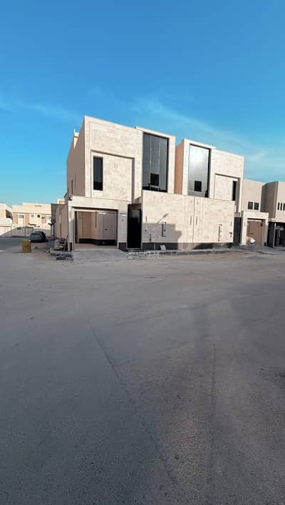 5 Bedroom Villa for Sale in West Riyadh, Riyadh - 5 Bedroom Villa For Sale in Tuwaiq, Riyadh
