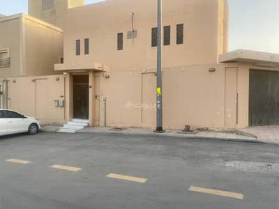 9 Bedroom Villa for Sale in North Riyadh, Riyadh - Opportunity for sale: Valued land, villa separated floor-by-floor with a apartment, north of Riyadh, Al-Aqiq district.