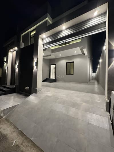 10+ Beds Villa for Sale in North Jeddah, Jeddah - For Sale: Two-Story Villa with Annex (Separate Apartments) Al-Bashaer District – Jeddah