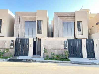 8 Bedroom Villa for Sale in Al Ukayshiyyah, Makkah - Luxury villas for sale in the Al-Waleed neighborhood 5, Mecca