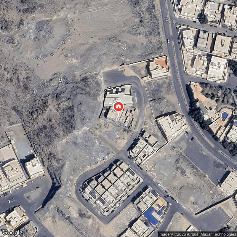 Building for sale in Al Awali, Makkah. Building for sale in Al Awali, Makkah.