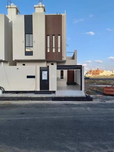 5 Bedroom Villa for Sale in North Jeddah, Jeddah - Villa For Sale in Al Frosyah, Jeddah
