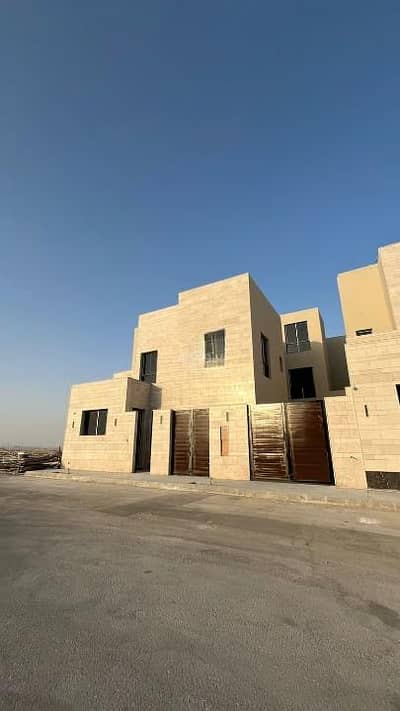 4 Bedroom Villa for Sale in West Riyadh, Riyadh - Villa for Sale in Al Mahdiyah, West Riyadh 4 Bedroom Villa for Sale in West Riyadh, Riyadh - Villa for Sale in Al Mahdiyah, West Riyadh