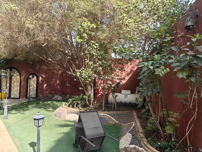 39