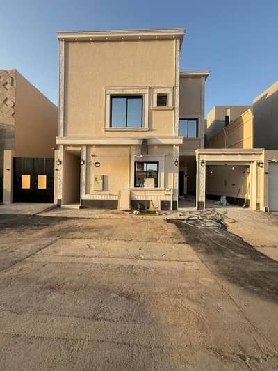 7 Bedroom Villa for Sale in West Riyadh, Riyadh - Villa for sale in Dhahrat Laban, West Riyadh