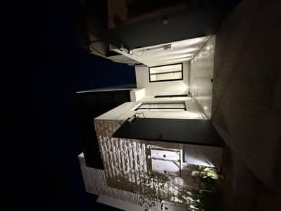 3 Bedroom Floor for Sale in West Riyadh, Riyadh - Luxurious ground floor for sale in Al-Suwaidi District 3 Bedroom Floor for Sale in West Riyadh, Riyadh - Luxurious ground floor for sale in Al-Suwaidi District