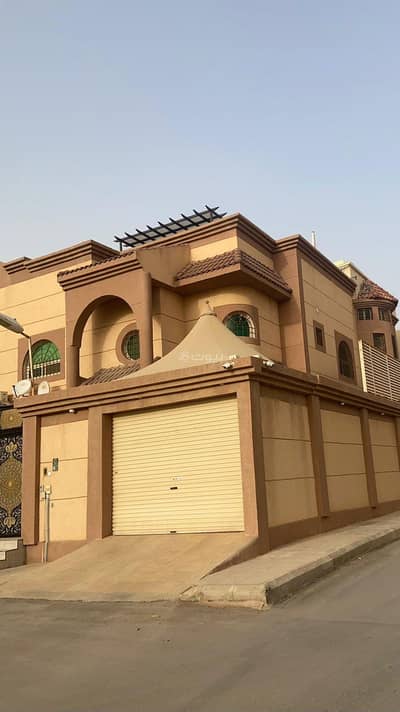 9 Bedroom Villa for Sale in East Riyadh, Riyadh - A beautiful house in the Al-Yarmouk neighborhood, close to the mosque, the market, the train station, and Noura University, 15 minutes away.