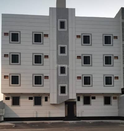4 Bedroom Flat for Sale in Al Aziziyah, Madina - A luxurious apartment with a wonderful modern design for sale in Medina