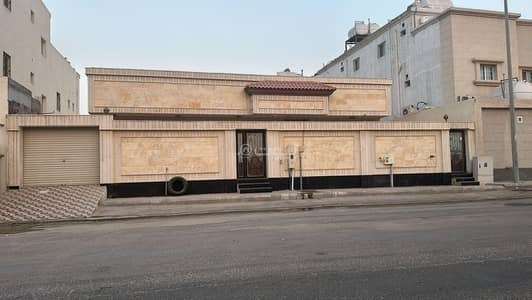 5 Bedroom Villa for Sale in King Fahd Suburb, Dammam - Villa For Sale in King Fahd Suburb, Dammam