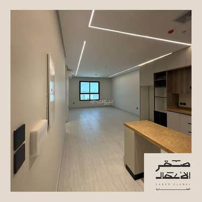 2 Bedroom Apartment for Rent in Al Bahar, Al Khobar - Two-bedroom apartment for rent by the sea