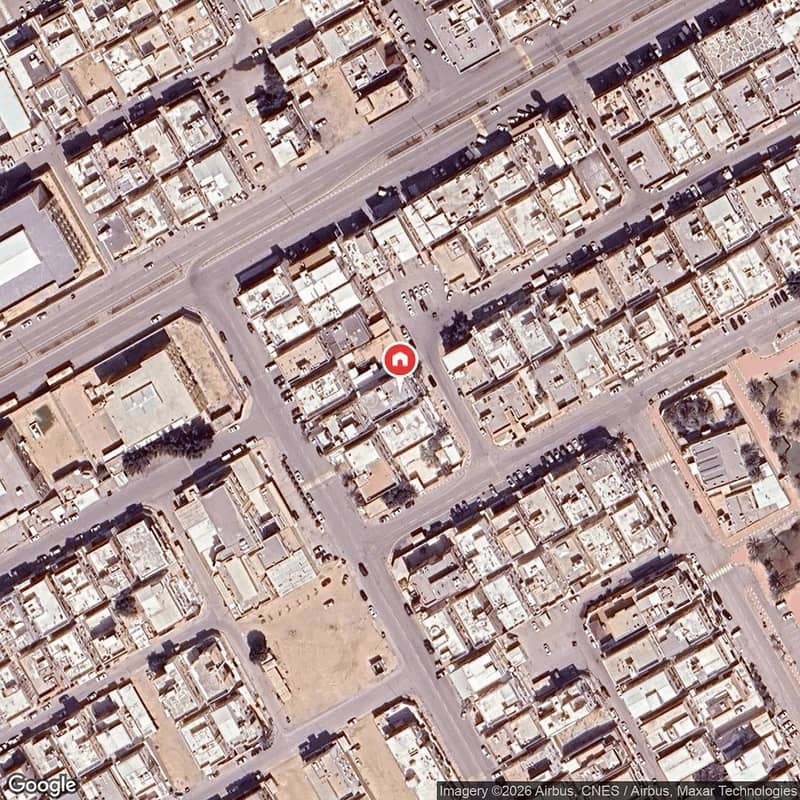 For sale: an old building in Dammam For sale: an old building in Dammam