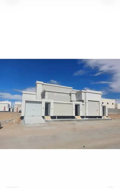 10+ Beds Residential Building for Sale in Al Yarmuk, Hafar Al Batin - Residential Building For Sale in Al Yarmuk, Hafar Al Batin
