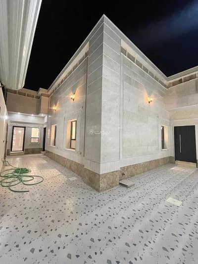 5 Bedroom Floor for Sale in Al Yarmuk, Hafar Al Batin - Floor For Sale in Al Yarmuk, Hafar Al Batin