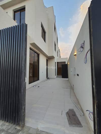 3 Bedroom Floor for Sale in East Riyadh, Riyadh - Ground floor for sale in al-Marjan District, Riyadh 3 Bedroom Floor for Sale in East Riyadh, Riyadh - Ground floor for sale in al-Marjan District, Riyadh