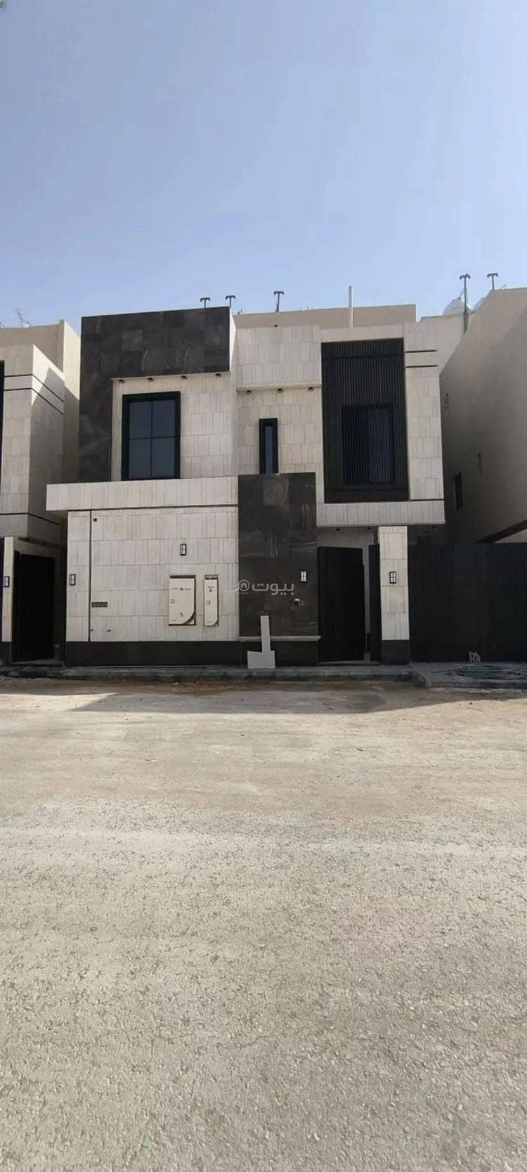 4 Bedroom Floor For Sale in Al Bayan Neighborhood, Riyadh 4 Bedroom Floor For Sale in Al Bayan Neighborhood, Riyadh