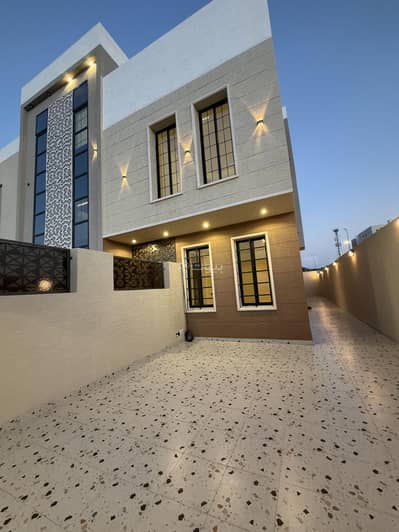 3 Bedroom Flat for Sale in Al Ghadir, Abha - Ground-floor apartment for sale with a car entrance in Al-Mahala, Abha, at a price of 530,000