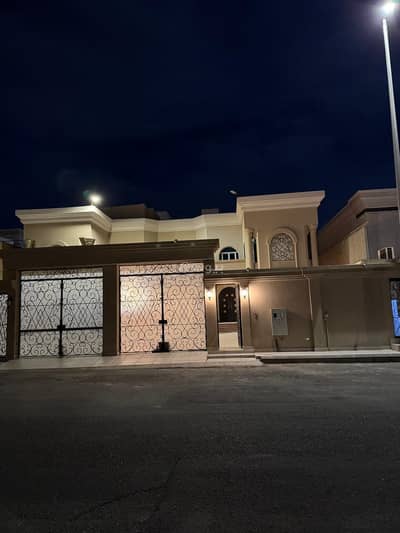 5 Bedroom Villa for Sale in North Jeddah, Jeddah - Villa For Sale in Al Rehab, Jeddah