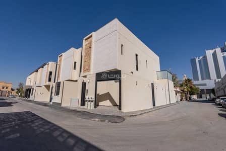 دور 3 غرف نوم للبيع في شمال الرياض، الرياض - دور للبيع في العليا، الرياض