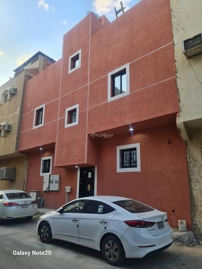 9 Bedroom Residential Building for Sale in Central Riyadh, Riyadh - Investment building in Al-Shamisi neighborhood
