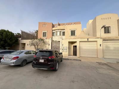 5 Bedroom Villa for Sale in North Riyadh, Riyadh - For sale: a villa and 3 apartments, South Anas bin Malik, Al-Narges District 5 Bedroom Villa for Sale in North Riyadh, Riyadh - For sale: a villa and 3 apartments, South Anas bin Malik, Al-Narges District