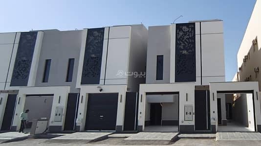 4 Bedroom Villa for Sale in East Riyadh, Riyadh - A unique residential opportunity in the (Al Maali - Janadriyah) neighborhood. An advanced location close to all services.