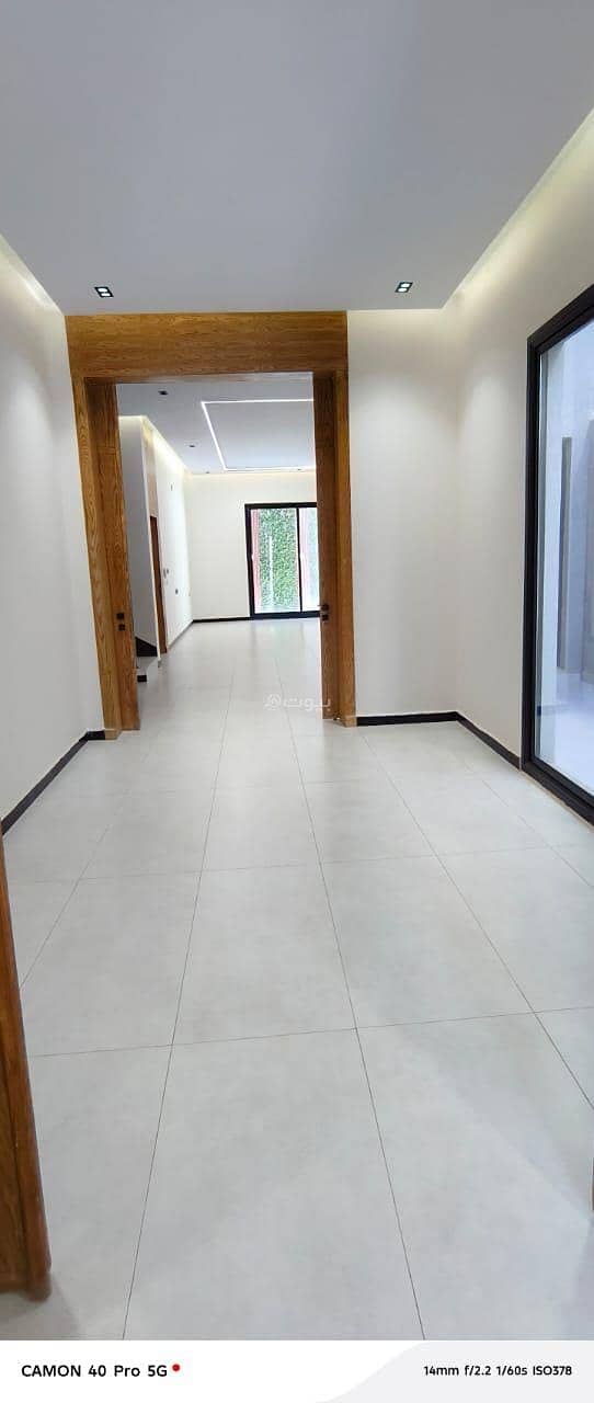 A unique housing opportunity in the (Al-Maali - Al-Janadriyah) neighborhood. A developed location close to all services. A unique housing opportunity in the (Al-Maali - Al-Janadriyah) neighborhood. A developed location close to all services.