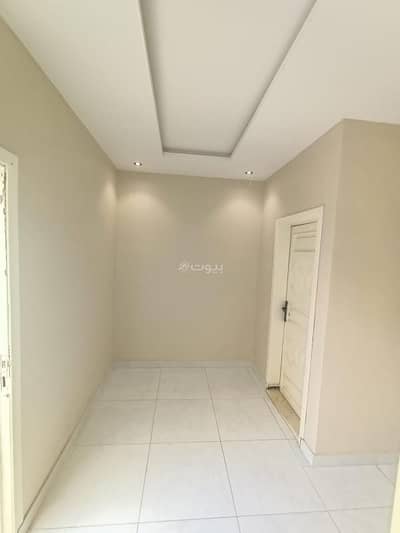 1 Bedroom Flat for Rent in East Riyadh, Riyadh - One-bedroom apartment with a living room for rent in Al Khaleej