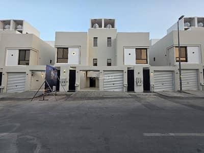 5 Bedroom Floor for Sale in South Riyadh, Riyadh - Upper floor with an annex in Al-Shifa neighborhood