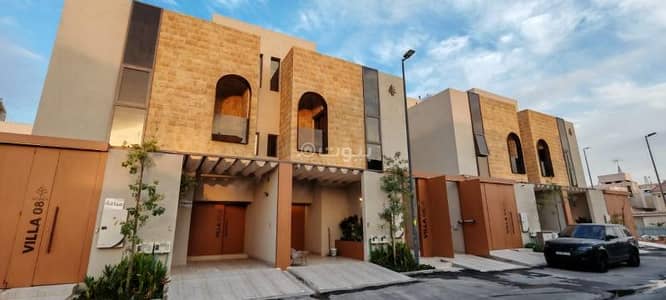 3 Bedroom Floor for Sale in South Riyadh, Riyadh - Luxurious townhouse for sale in Al-Shifa district