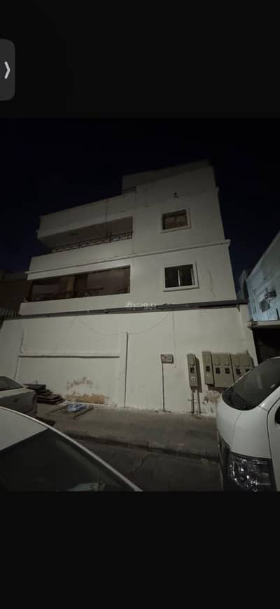 عمارة سكنية  للبيع في الجلوية، الدمام - للبيع عمارة استثمارية في الجلوية مدخول 140 اكثر من 11٪