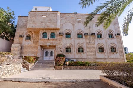 11 Bedroom Villa for Sale in Al Buhayrat, Makkah - Villa For Sale in Al Baharait, Makkah 11 Bedroom Villa for Sale in Al Buhayrat, Makkah - Villa For Sale in Al Baharait, Makkah