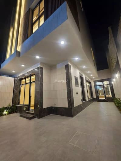 5 Bedroom Villa for Sale in North Riyadh, Riyadh - Villa For Sale in Al Malqa, Riyadh