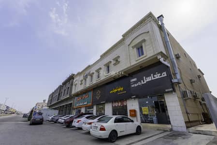 Commercial Building for Sale in Taybay, Dammam - A residential and commercial building and land for sale in Dammam, Taiba neighborhood. Commercial Building for Sale in Taybay, Dammam - A residential and commercial building and land for sale in Dammam, Taiba neighborhood.