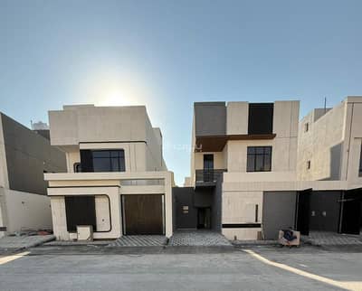 5 Bedroom Flat for Sale in East Riyadh, Riyadh - Townhouse for sale in Al-Rimal neighborhood - East Riyadh