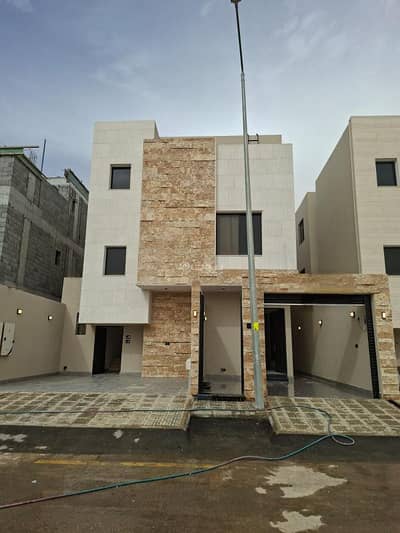 4 Bedroom Flat for Sale in East Riyadh, Riyadh - Apartment for sale in Al-Janadriya District, East Riyadh
