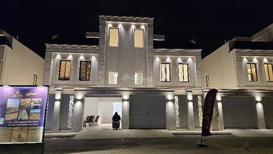 دور 4 غرف نوم للبيع في جنوب الرياض، الرياض - 4 غرف نوم في دور سكني للبيع في عكاظ