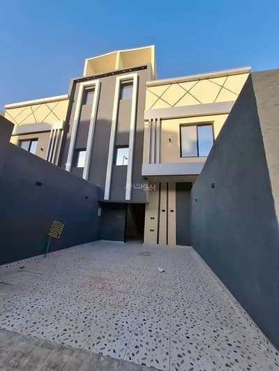 5 Bedroom Floor for Sale in South Riyadh, Riyadh - Floor For Sale in Okaz, Riyadh 5 Bedroom Floor for Sale in South Riyadh, Riyadh - Floor For Sale in Okaz, Riyadh