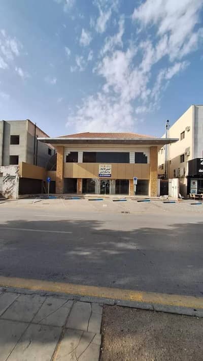 عمارة سكنية 1 غرفة نوم للايجار في شمال الرياض، الرياض - عمارة للإيجار في شارع الأمير ممدوح بن عبدالعزيز, حي السليمانية, مدينة الرياض, منطقة الرياض